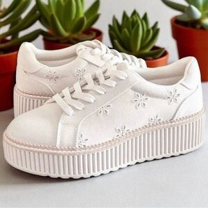 Dolce Vita Brin Tan Eyelet Canvas Chunky Platform Sneakers Casual Laceup 10 Ten